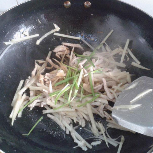 三线粉条的家常做法,做法和配料