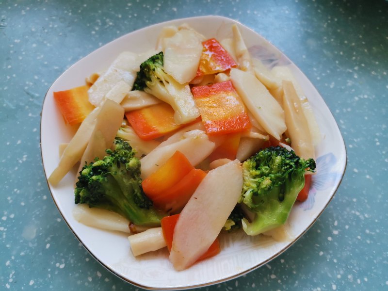 豆芽肉饼汤做法大全,做法和配料