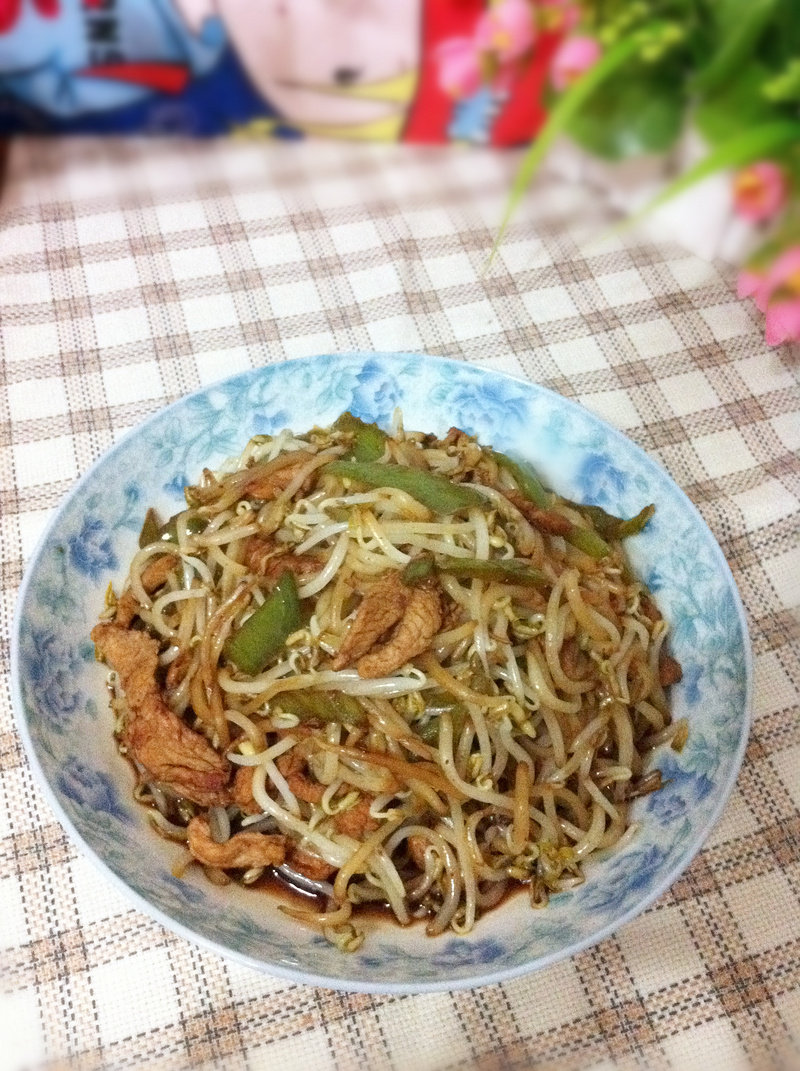 蘑菇鸡蛋面的做法,最正宗的做法