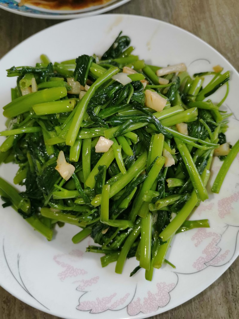 香煎鸡肉怎么做才好吃,配料有哪些