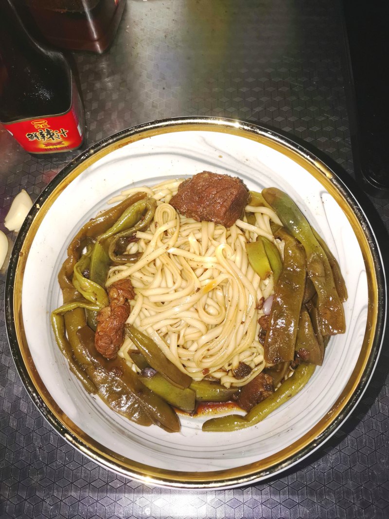 油炸意面怎么做,做法和配料