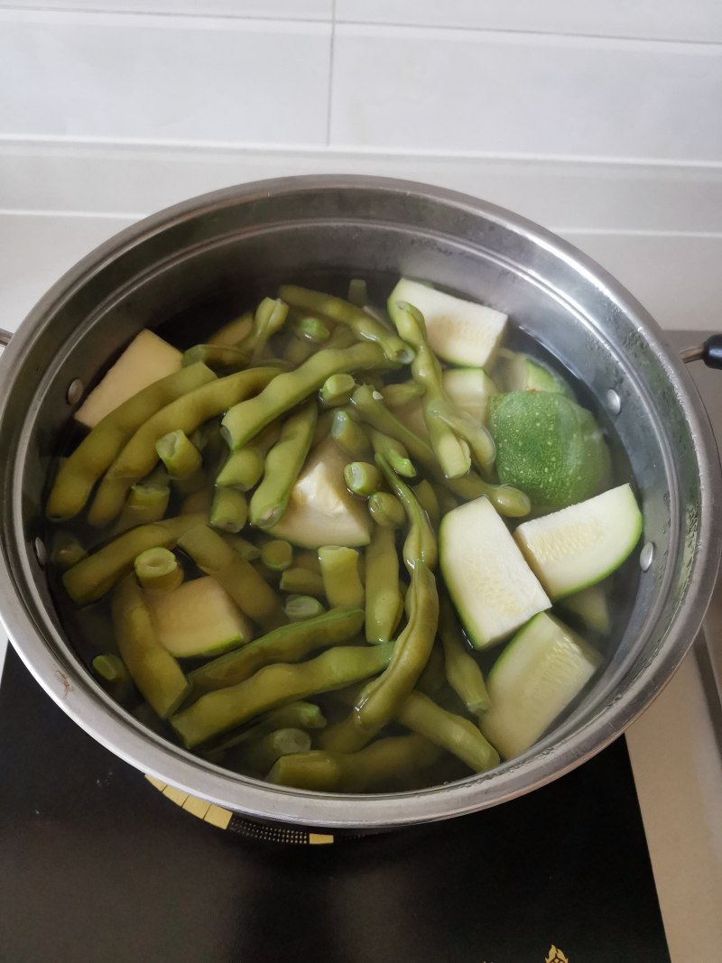 瓜就豆的做法,配料有哪些
