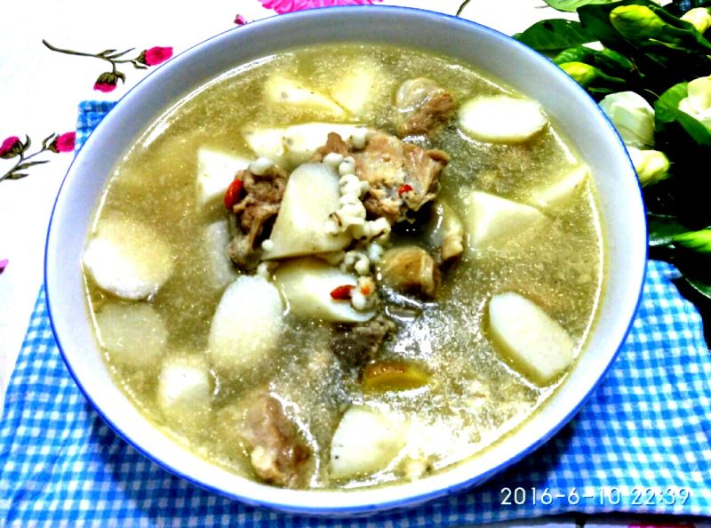 大虾焖土豆怎么做,怎样做最好吃