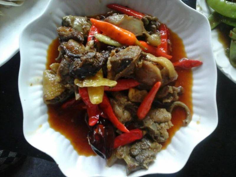 香辣鸡的家常做法,制作方法与配料