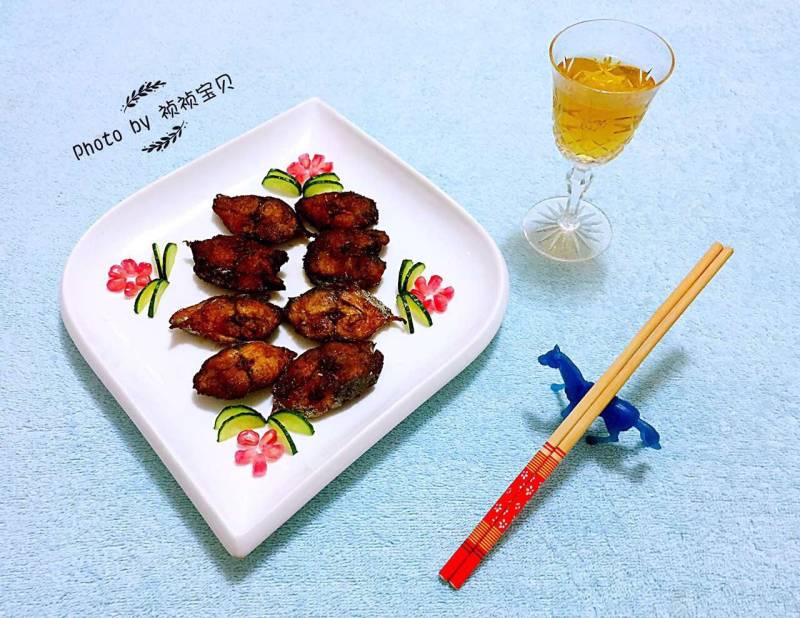 炸猪肉皮的家常做法,做法和配料